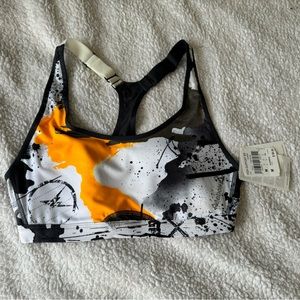 Reebok active bra in medium, high support